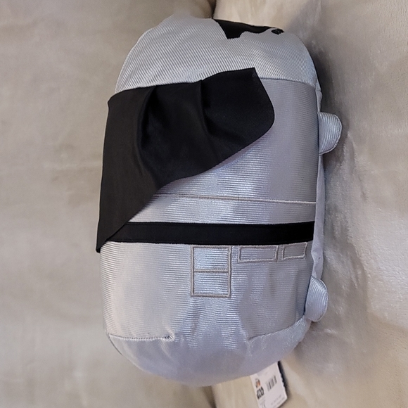 Large Tsum Tsum Disney Store Authentic Star Wars 11" toy, Captain Phasma… - Picture 4 of 9